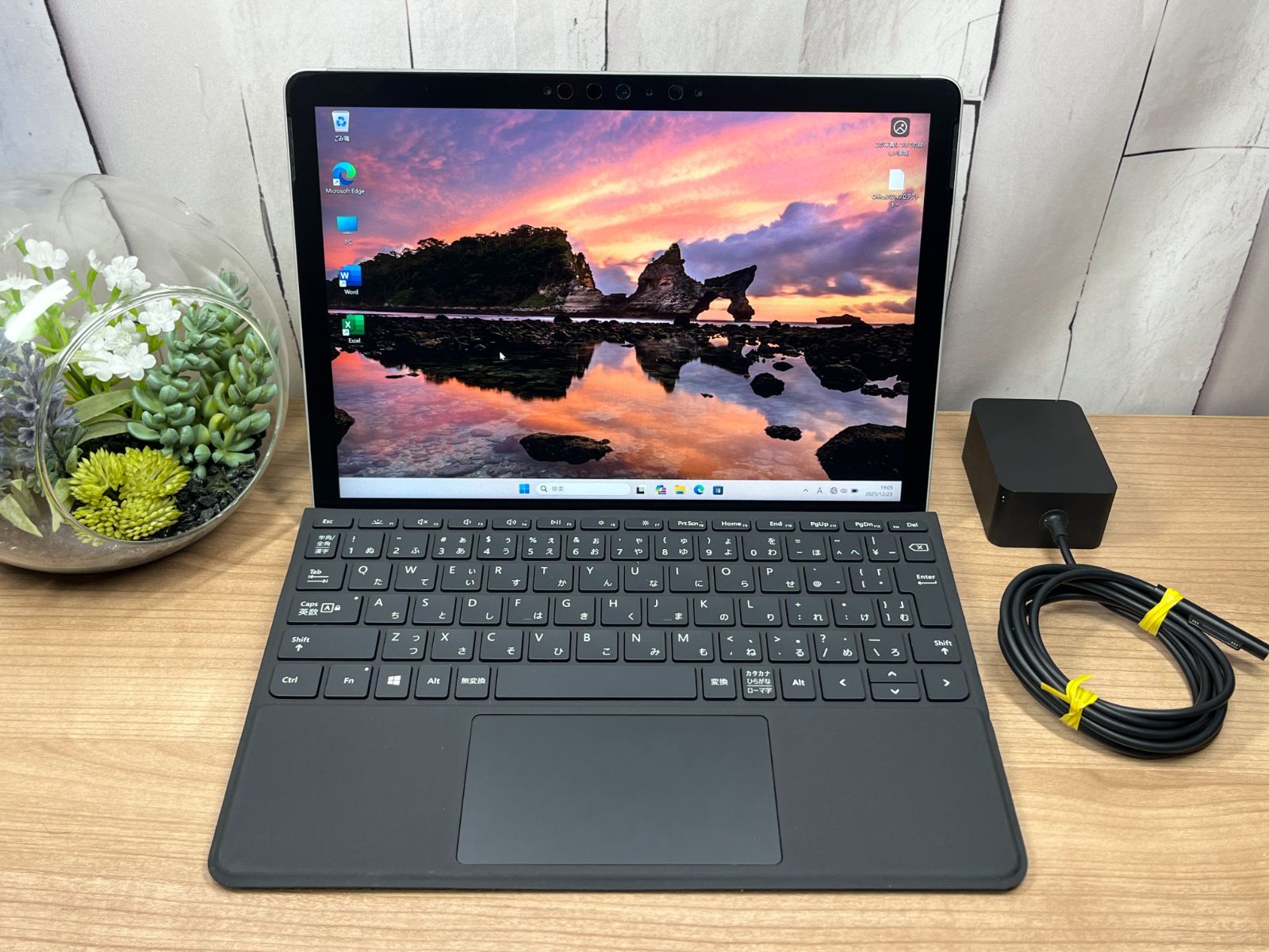 美品・LTE】06219 Surface Go2 8GB Office2024 Win11 タブレット