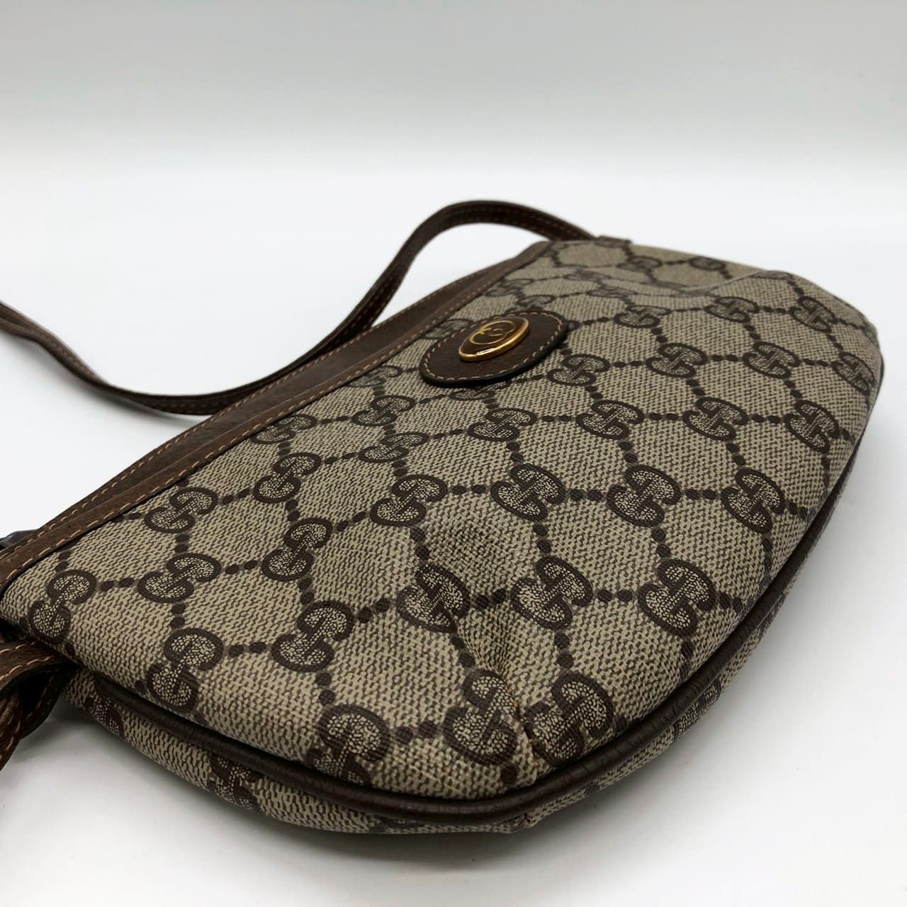 GUCCI グッチ フロントベルト レザー クロスボディ ショルダーバッグ
