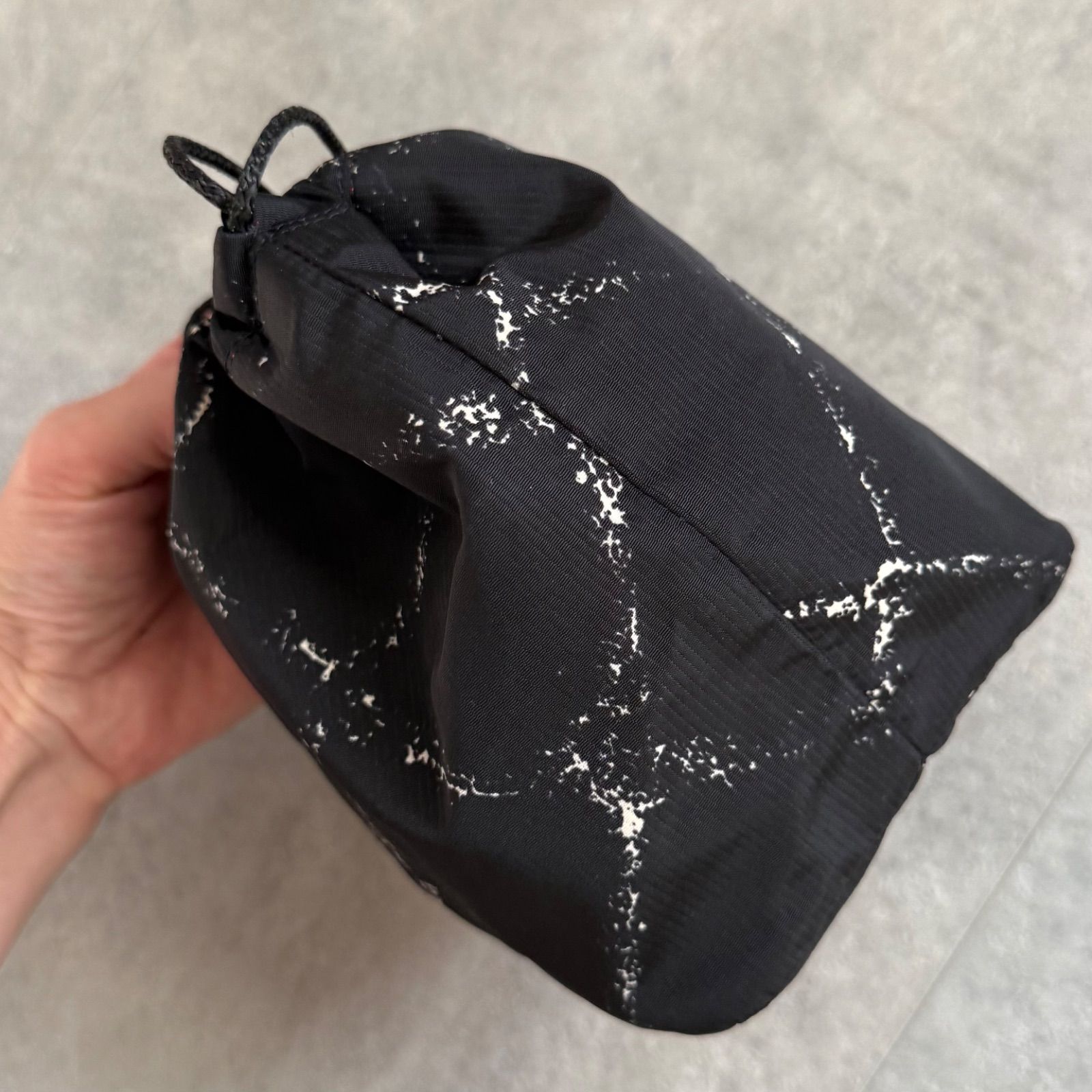 極美品 CHANEL シャネル 巾着ポーチ ニュートラベルライン ナイロン