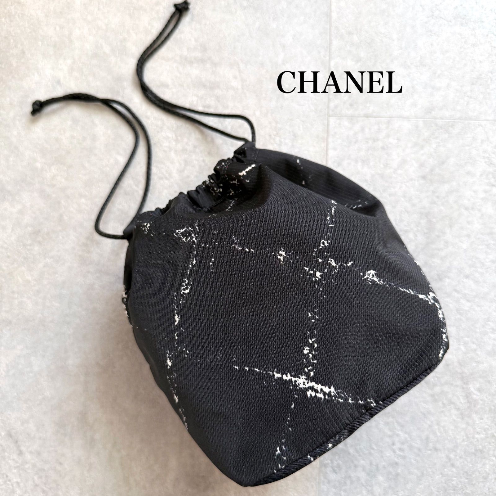 極美品 CHANEL シャネル 巾着ポーチ ニュートラベルライン ナイロン