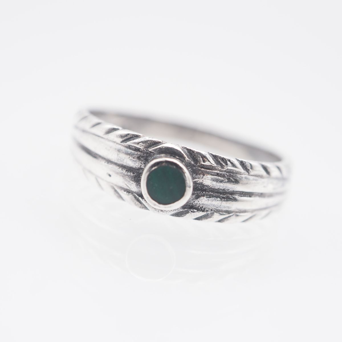 L338 グリーンストーン風 925刻印 リング インレイ デザイン シルバー