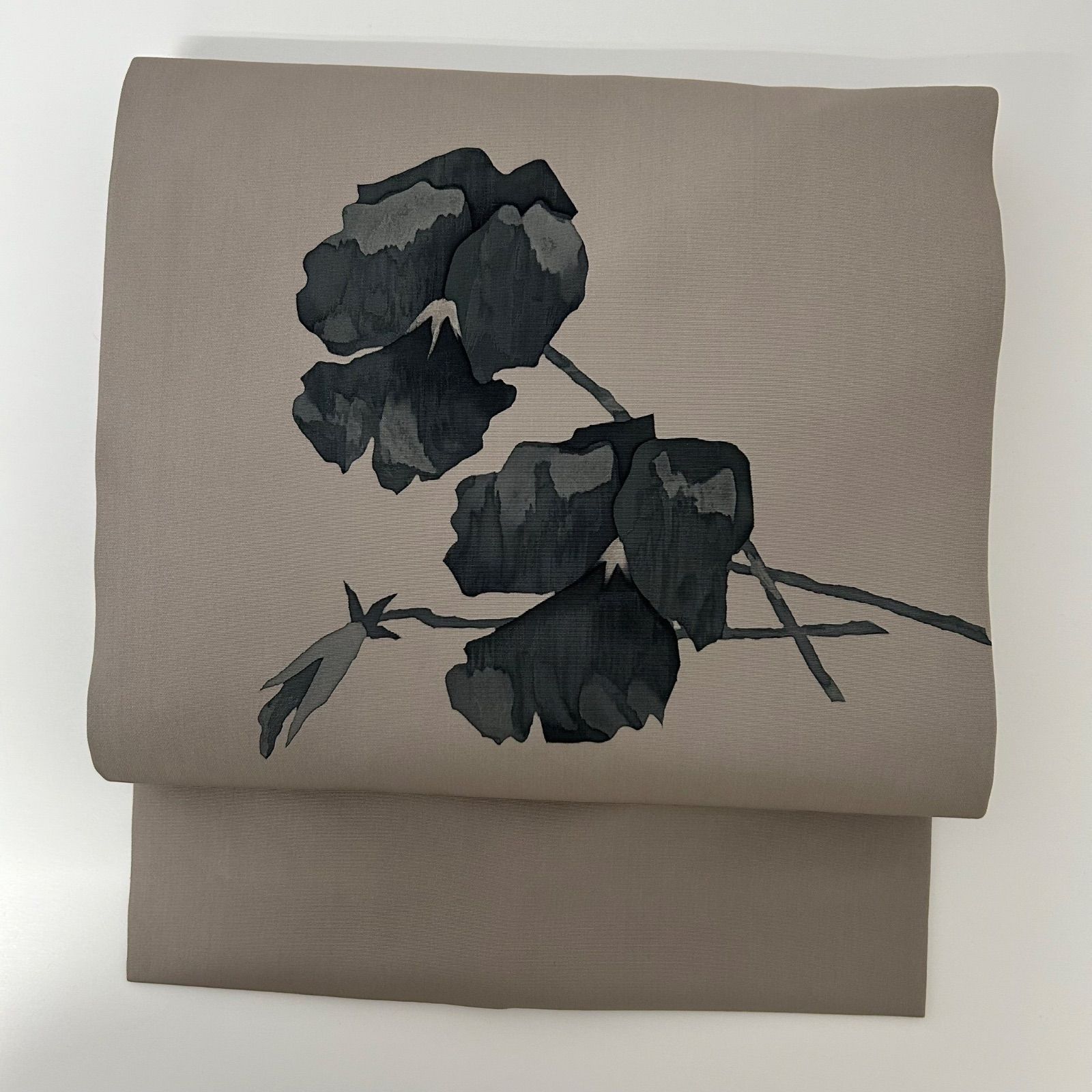 a*m様 名古屋帯 塩瀬 黒地に可愛い鞠の染め 九寸 正絹 着物 RO-5029 a*m様 名古屋帯 塩瀬 黒地に可愛い鞠の染め 九寸 正絹 着物 RO-5029 a