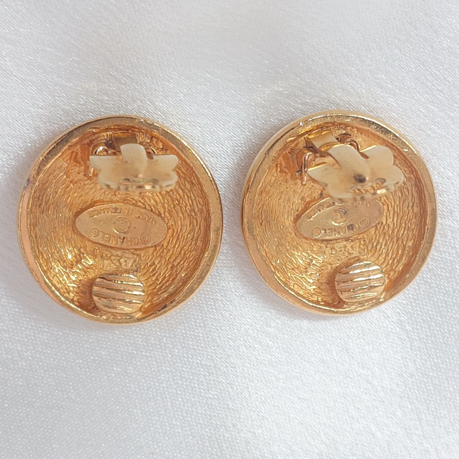 ✨CHANEL✨ココマーク✨ゴールド✨マトラッセ✨ヴィンテージ✨イヤリング✨ CHANEL（シャネル） ココマーク マトラッセ ヴィンテージ イヤリング