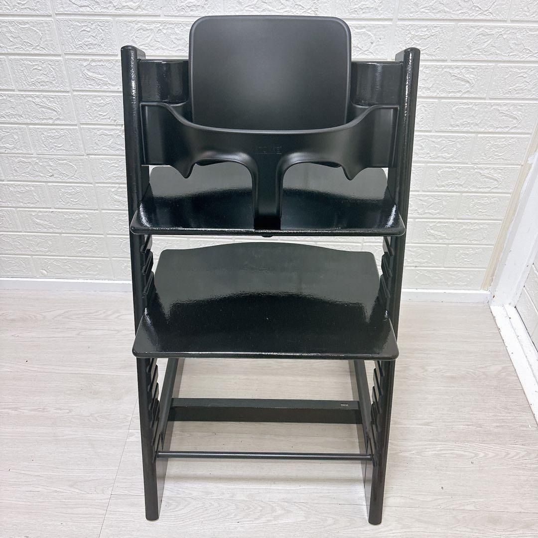 組み立て不要 正規品 ストッケ トリップ ブラック トレイ付き 送料込み 組み立て不要 正規品 ]ストッケ トリップ ブラック トレイ付き 送料