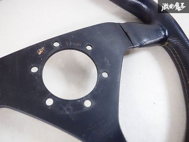 曲がりなし】MOMO モモ VELOCE RACING ヴェローチェレーシング