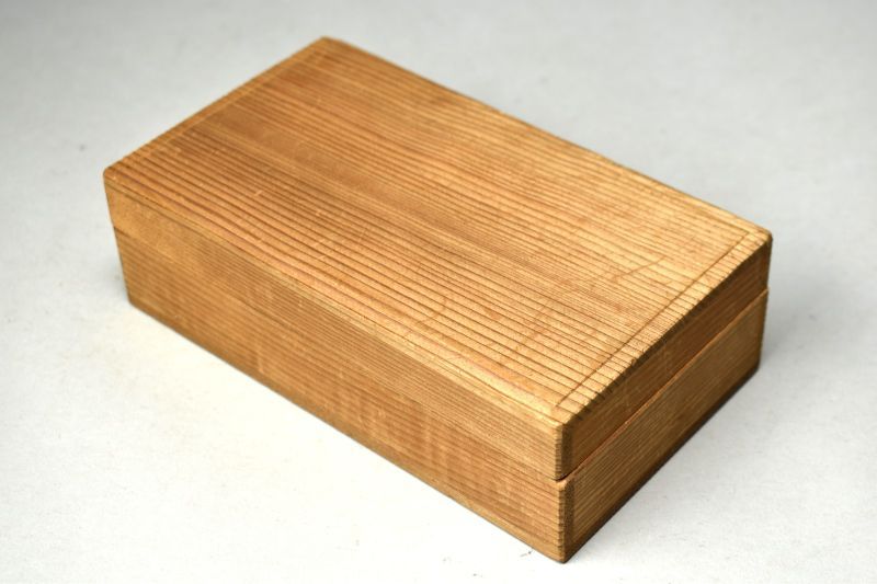 蔵A5554】古美術 銅造 軍配型 香合 - メルカリ