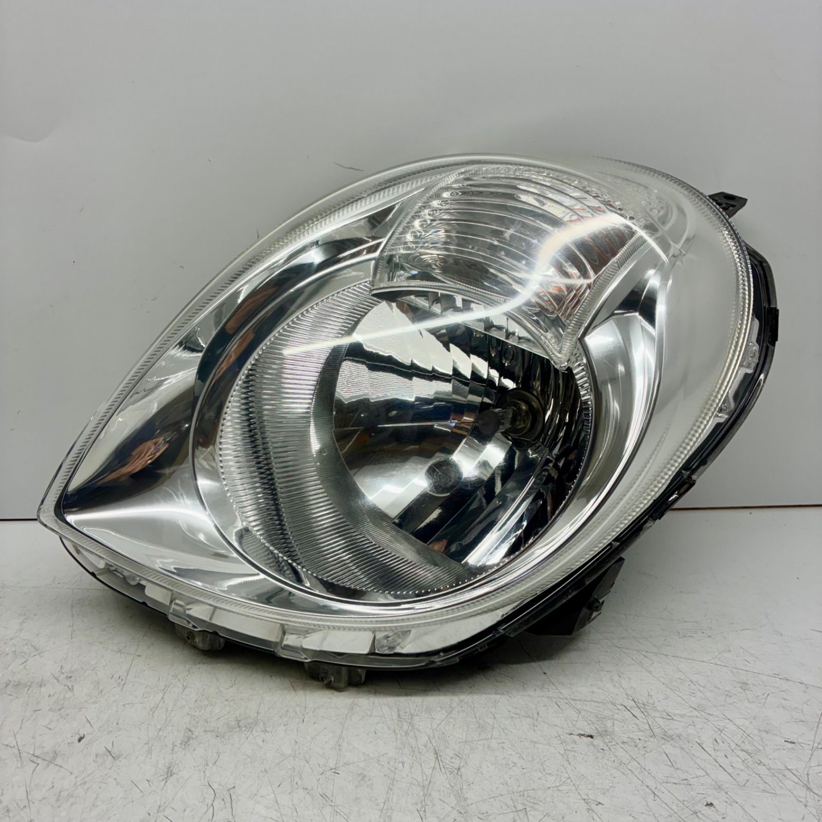 MG33S モコ/MRワゴン インナーブラックヘッドライト　レンズ最高級クリア 美品【コーティング済】日産 MG22S MF22S モコ MRワゴン ヘッドライト