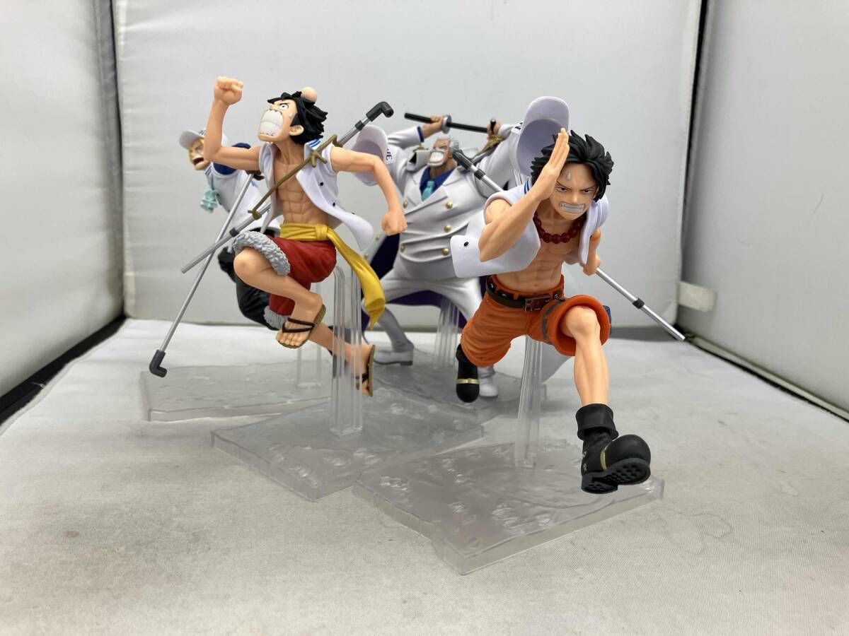 現状品 【箱無し】ワンピース magazine FIGURE 夢の一枚 ルフィ サボ