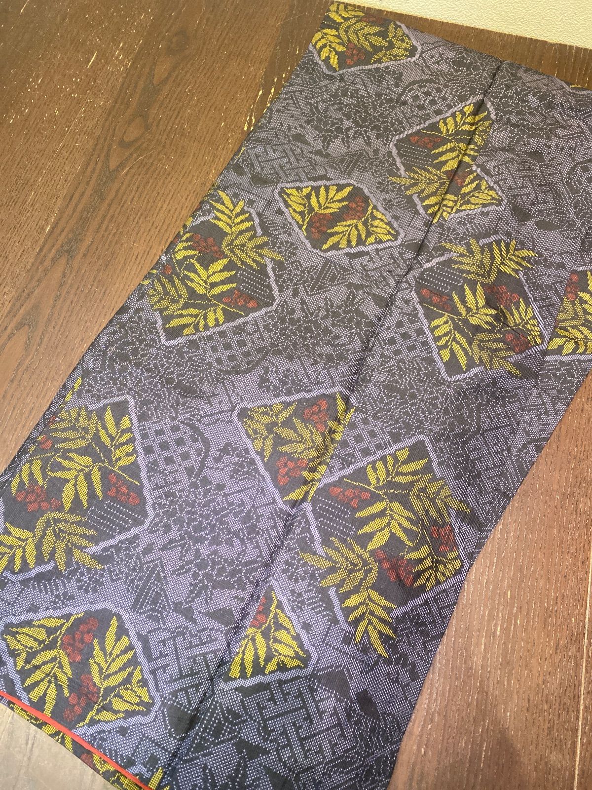 【着物まとめ売り】 正絹大島紬15枚　　リメイク素材　　ハンドメイド向け まとめ売り】正絹大島紬10枚 リメイク素材 ハンドメイド向け - メルカリ