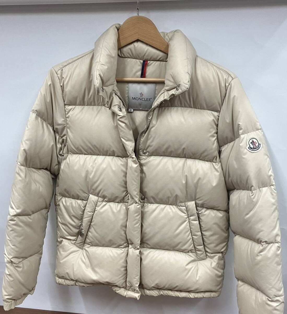 MONCLER HOLLYWOOD　サイズ0 ダウン MONCLERショート丈ダウン比較~後編~】｜ビームス ハウス 丸の内｜BEAMS