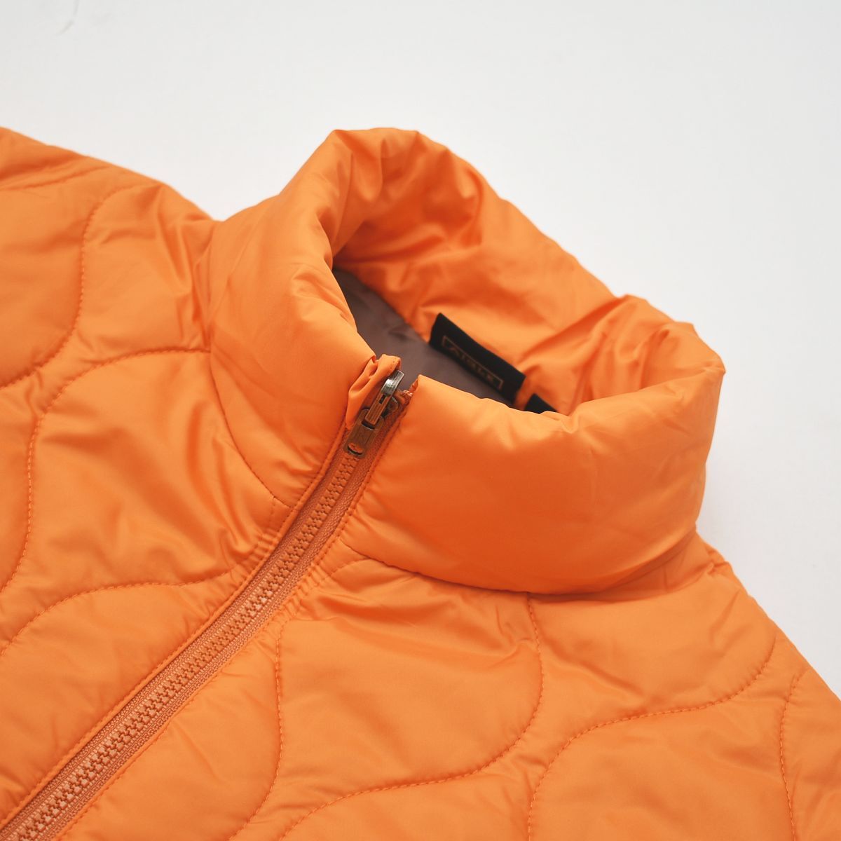 美品】 エーグル AIGLE 中綿 キルティング ジャケット M オレンジ 