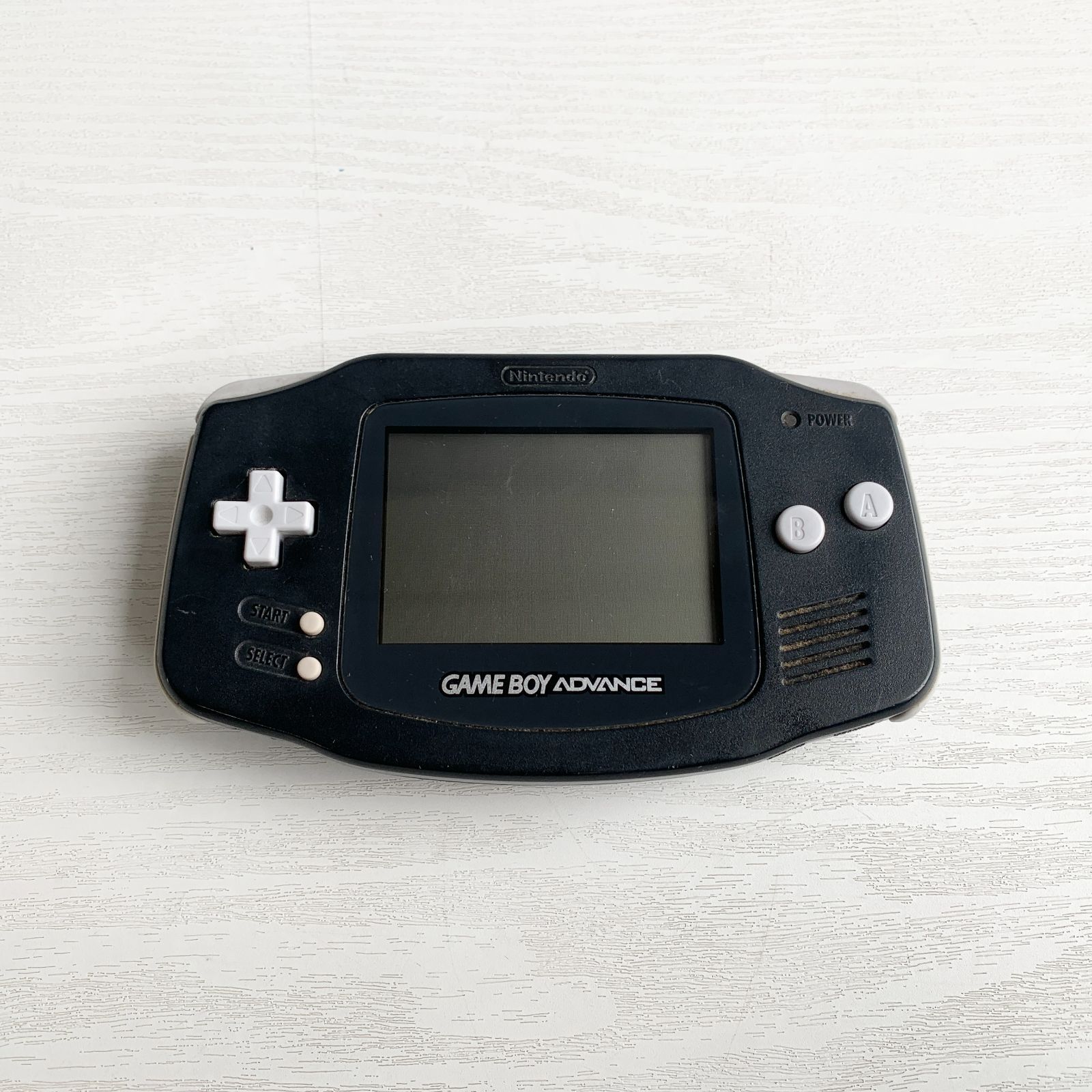 ジャンク品 ゲームボーイアドバンス ブラック 本体 AGB-001 電池を入れ
