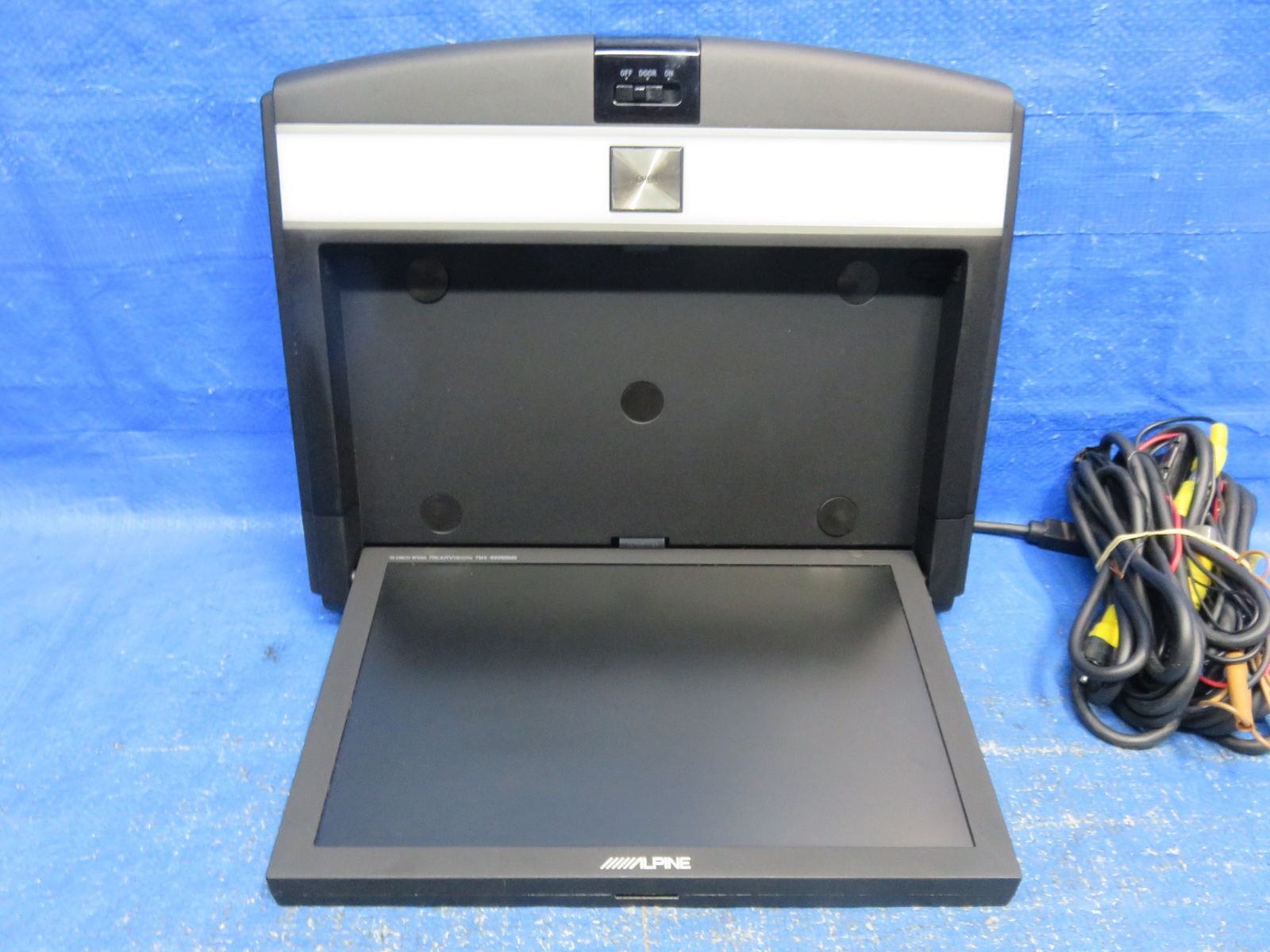 アルパインTMX-R2200/MG 10.2インチWVGAフリップダウンモニター LA8211* 保証付 アルパイン 10.2インチ 天井 フリップダウンモニター