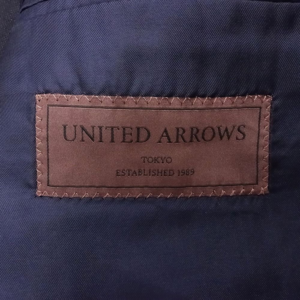 【美品】ユナイテッドアローズ 紺ブレ ブレザー 6P ピークドラペル ジャケット 8600025S0683_l1_a018.jpg