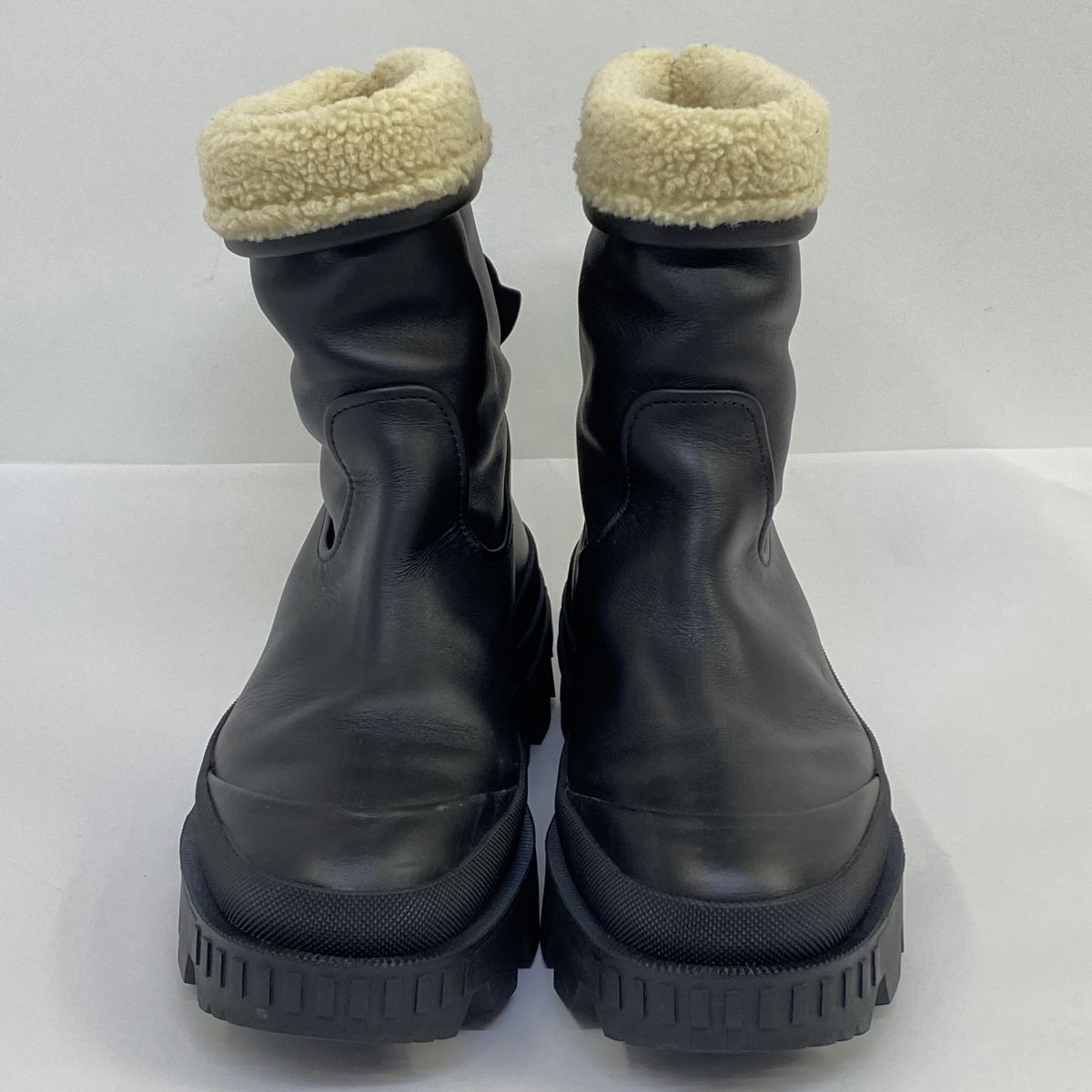 MONCLER モンクレール MOSCOVA モスコバ 内ボア ショートブーツ サイズ