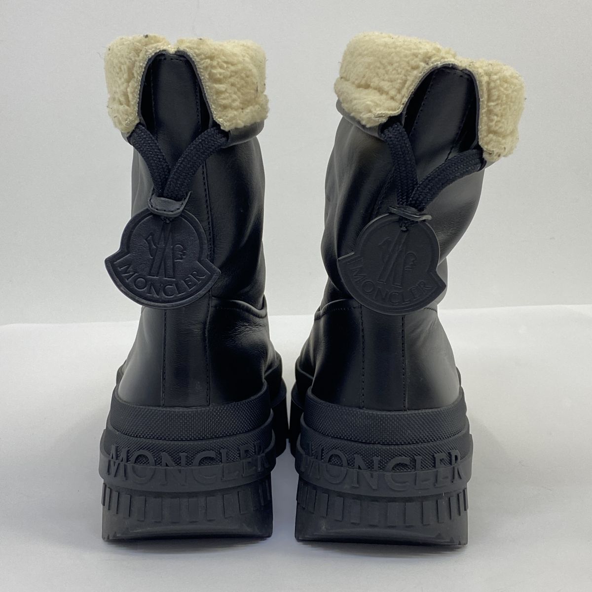 MONCLER モンクレール MOSCOVA モスコバ 内ボア ショートブーツ サイズ