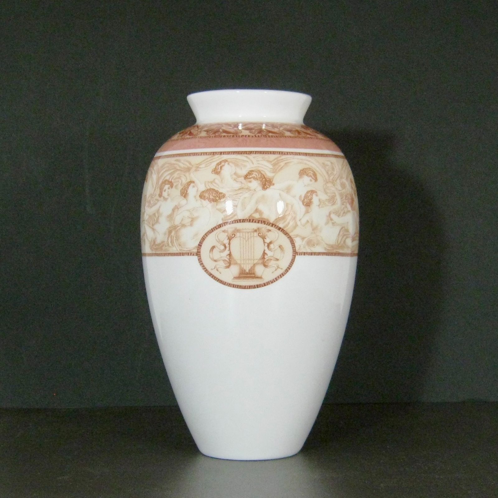 Vintage Wedgwood＊Venus 花瓶 1998 - メルカリ