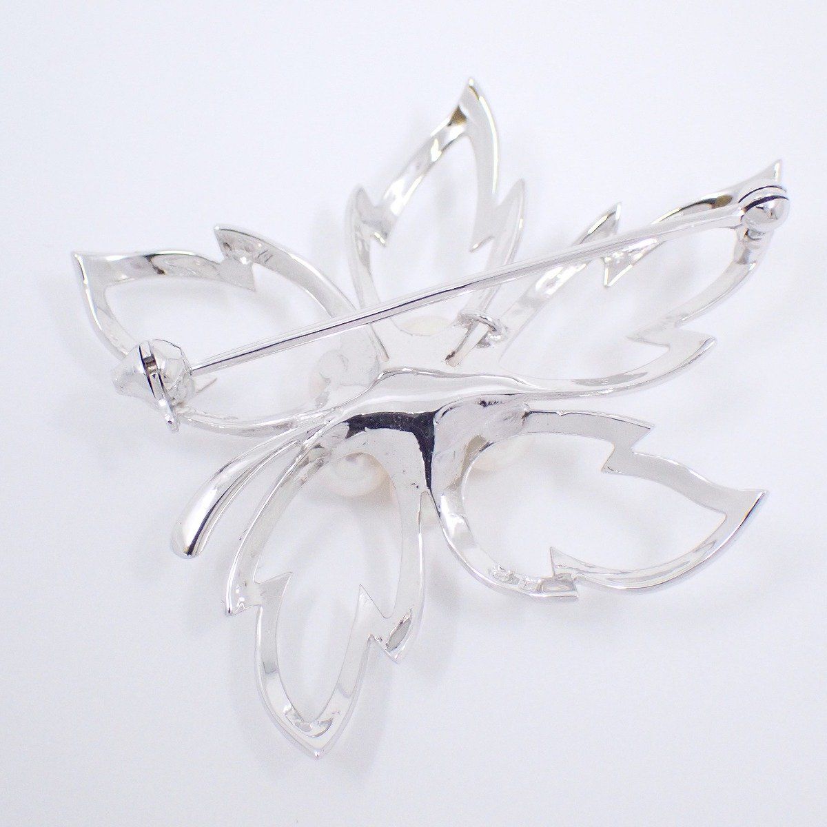 MIKIMOTO ミキモト 紅葉モチーフ リーフ ブローチ シルバー/パール5粒