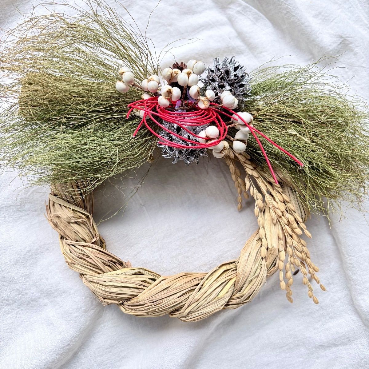 8.しめ縄リース No.wreath-15252☆お正月しめ縄リース 20-(3) 獅子舞＆破魔矢 30x35cm