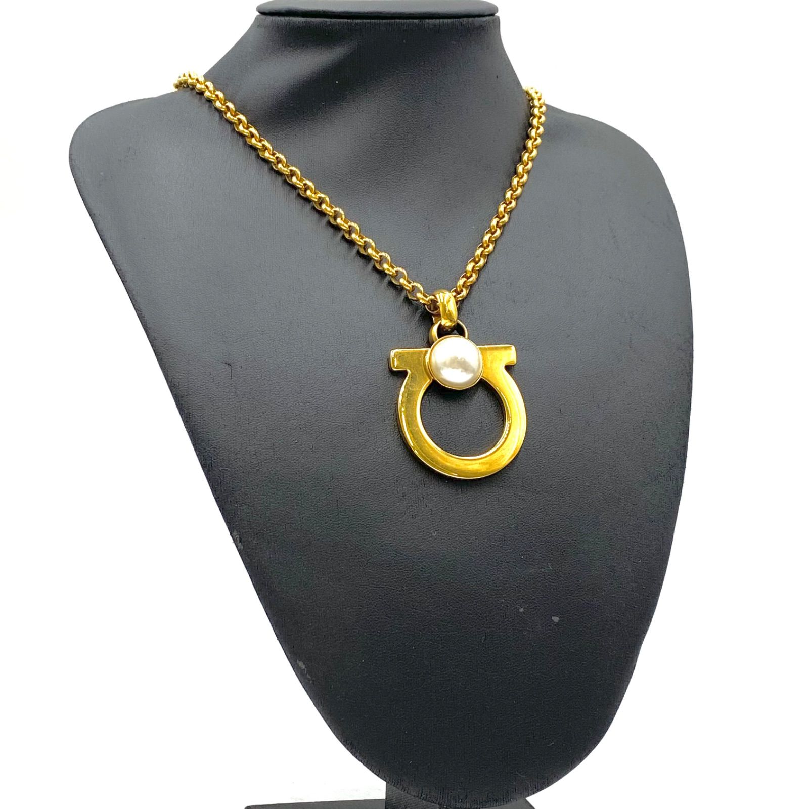 Salvatore Ferragamo ガンチーニ ネックレス ヴィンテージ Salvatore Ferragamo ヴィンテージ ガンチーニ ネックレス