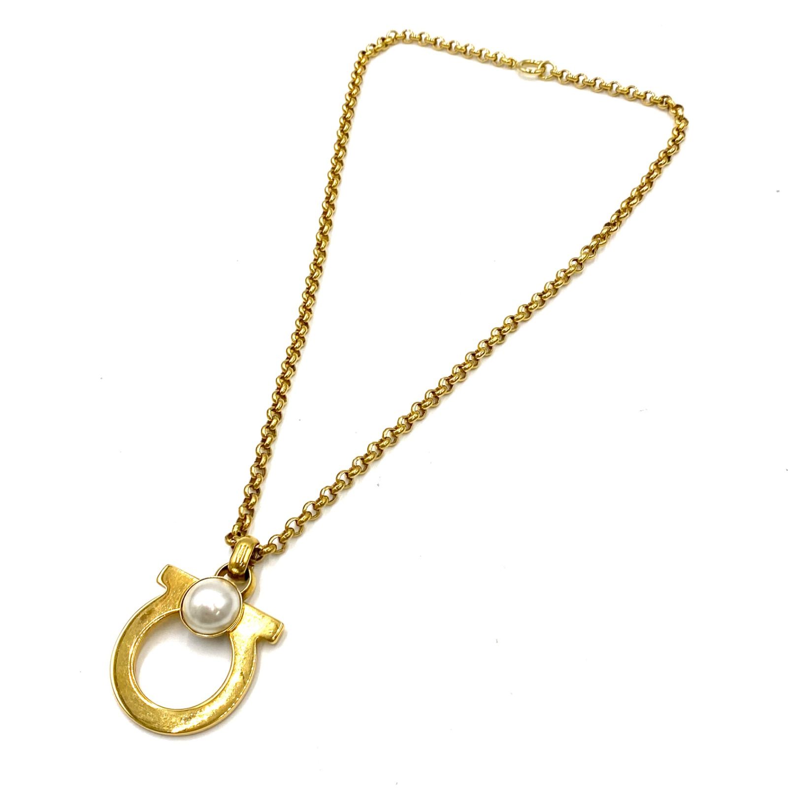 Salvatore Ferragamo サルヴァトーレ フェラガモ ガンチーニ パール