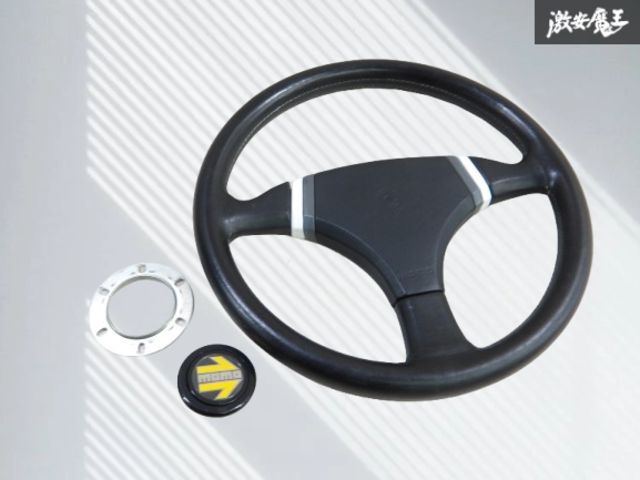 Cobra Momo ステアリングホイール　イタリア製 Cobra Momo ステアリングホイール イタリア製 Momo Cobra I