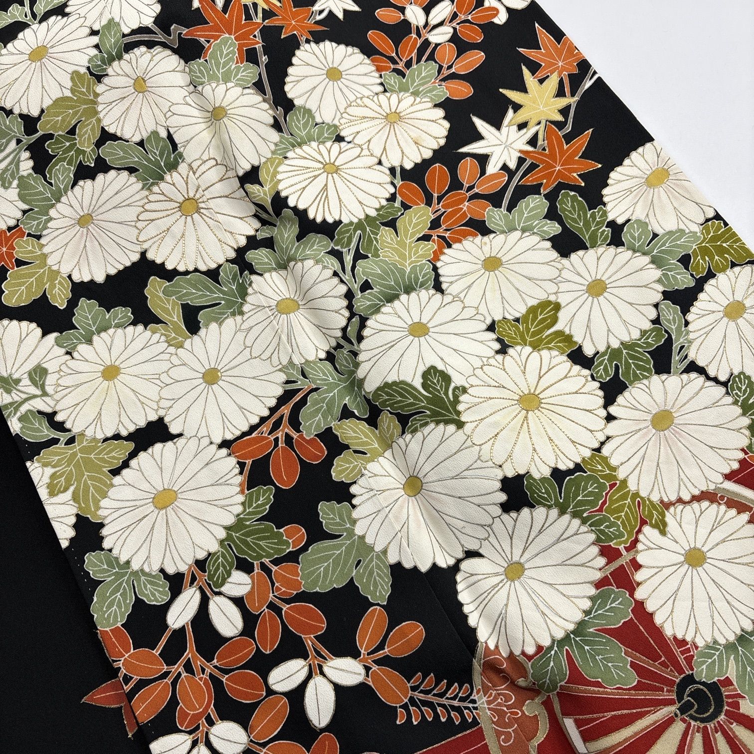 9197☆送料込み❣️黒留袖 着物 4枚 まとめ売り❣️ 黒留袖 4枚 正絹 着物まとめ売り 同梱購入歓迎 リメイク用 着付け練習