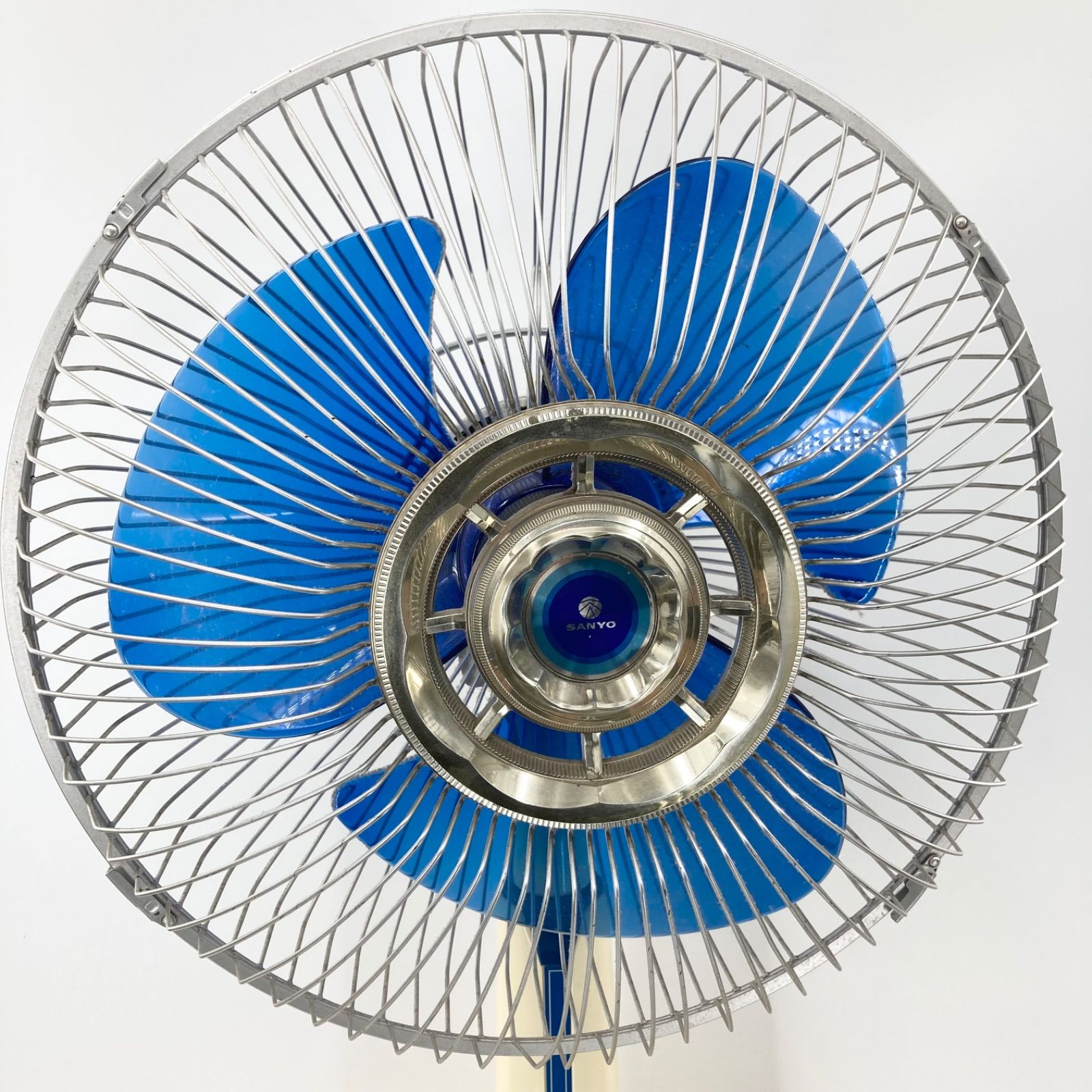 昭和レトロ サンヨー 扇風機 EF-6HW 羽根径30cm【難あり動作品】 扇風機 レトロ サンヨー 昭和 EF-6NZ ジャンク 扇風機 レトロ サンヨー