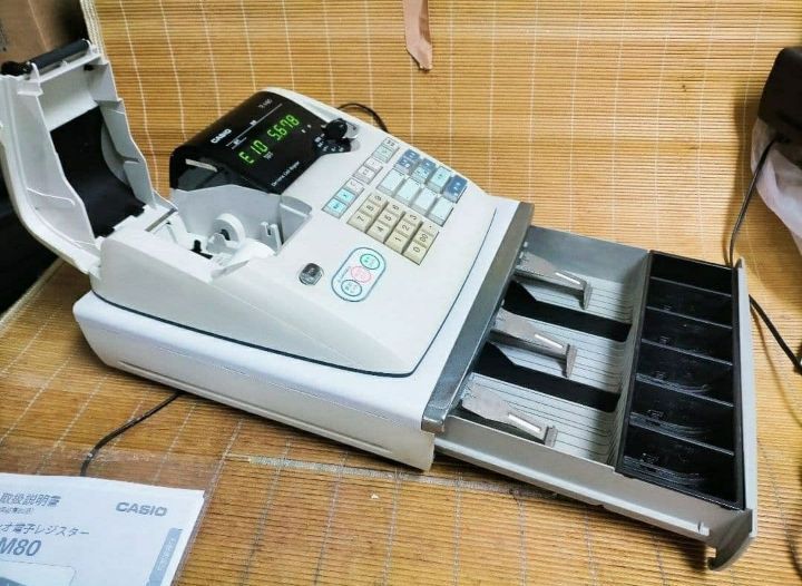 カシオレジスター TE-M80 中古品 人気機種感熱紙 送料無料 801121