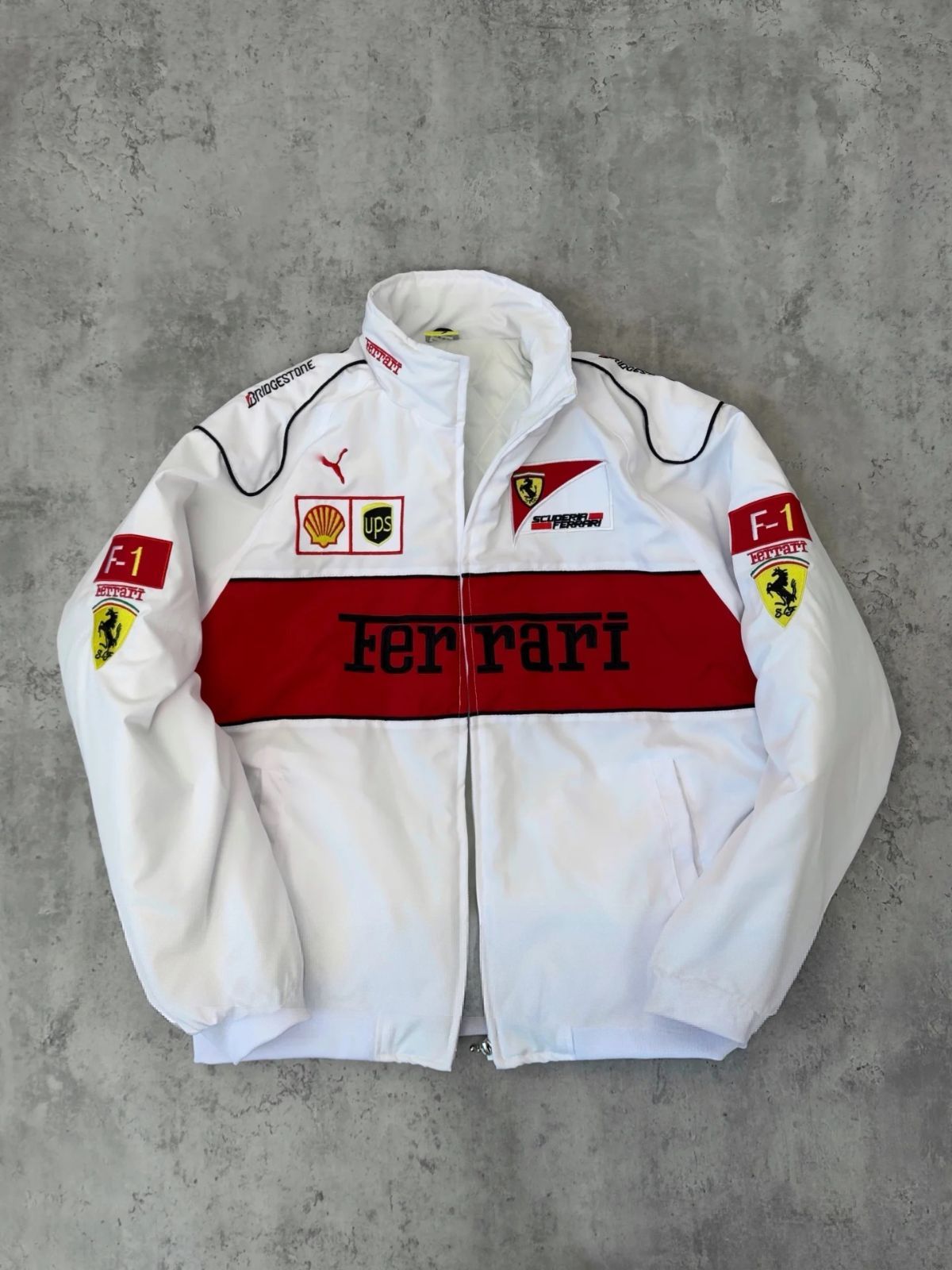 Ferrari フェラーリ F1 レーシングジャケット ブルゾン 刺繍 中綿 男女