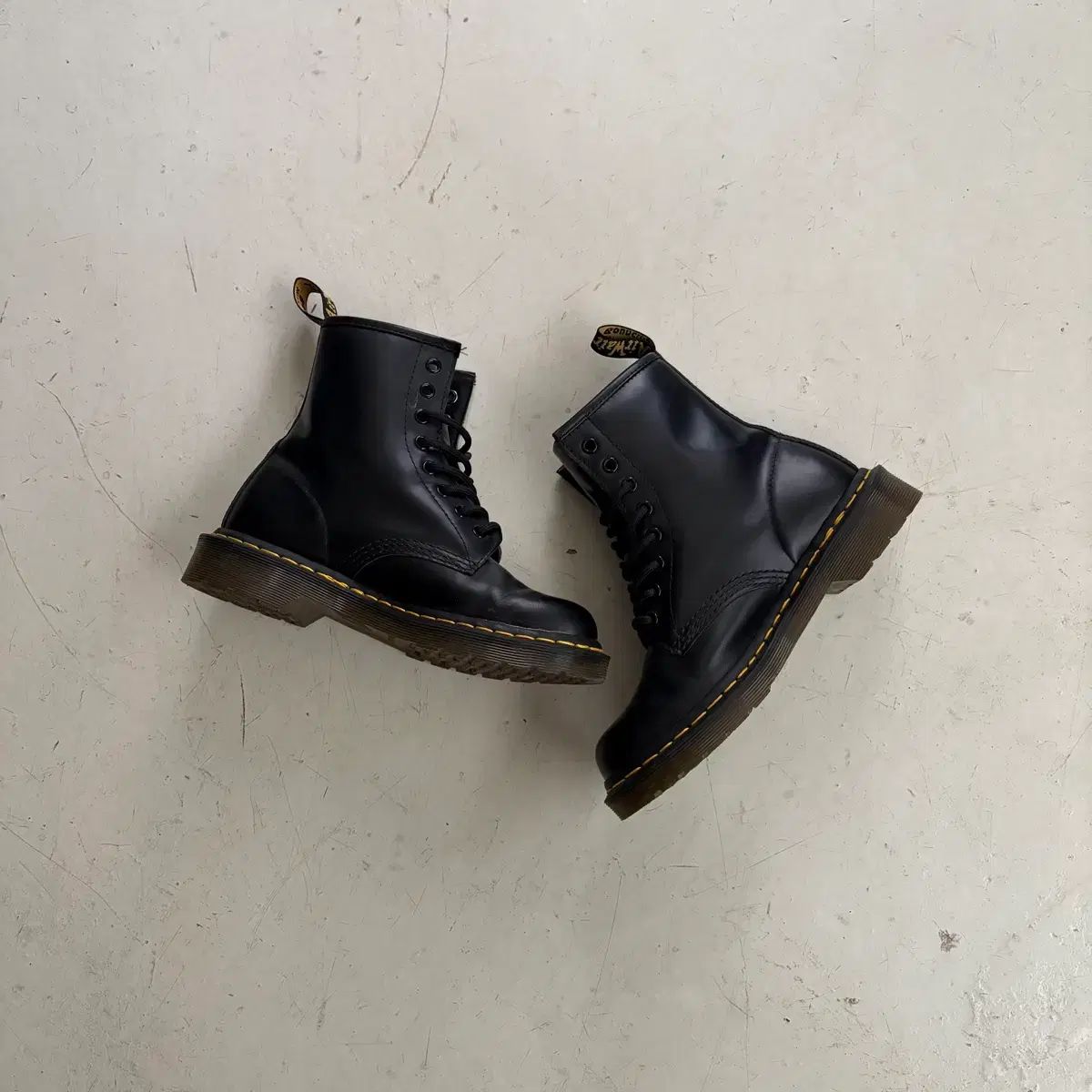 ○横浜ダニエル DANIEL アーリーアメリカン ティファニー テーブル