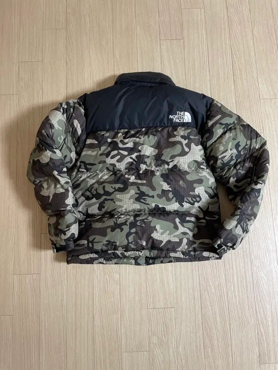 THE NORTH FACE ザノースフェイス ノベルティ ヌプシ カモフラ ダウン