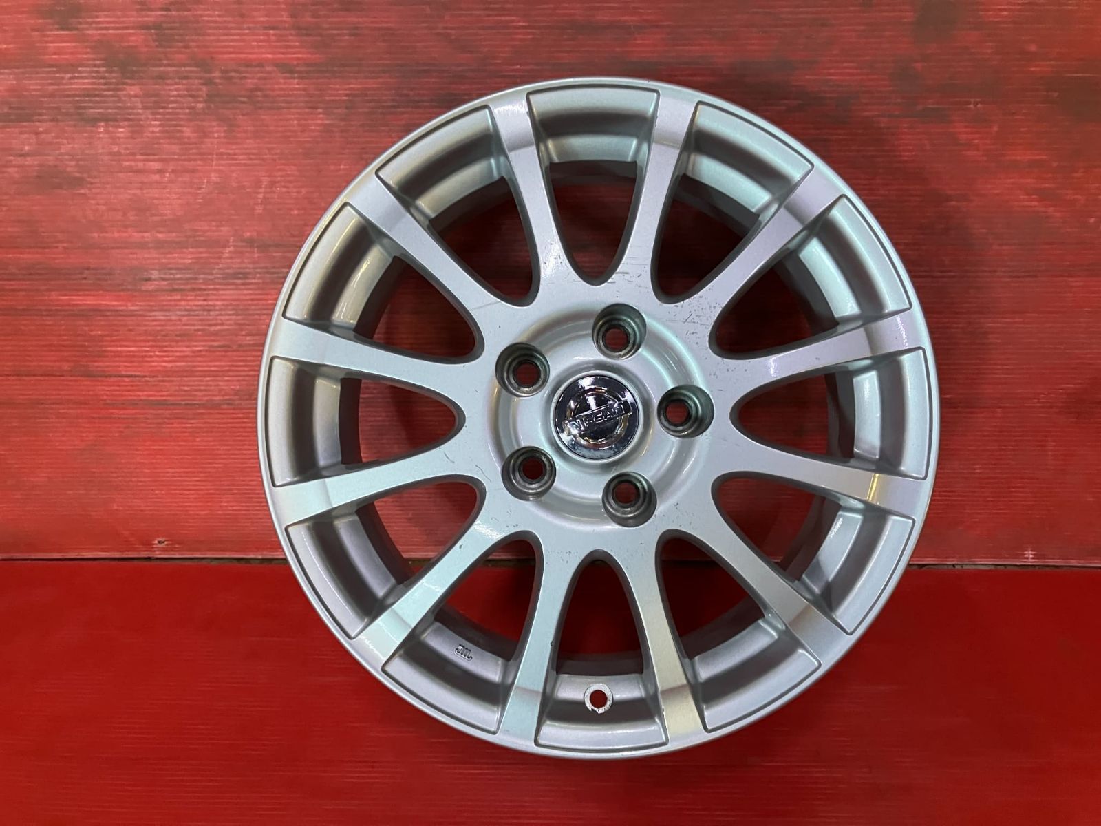 中古ホイール[16x6.5+40 114.3/5H 日産 純正オプション] 4本SET - メルカリ