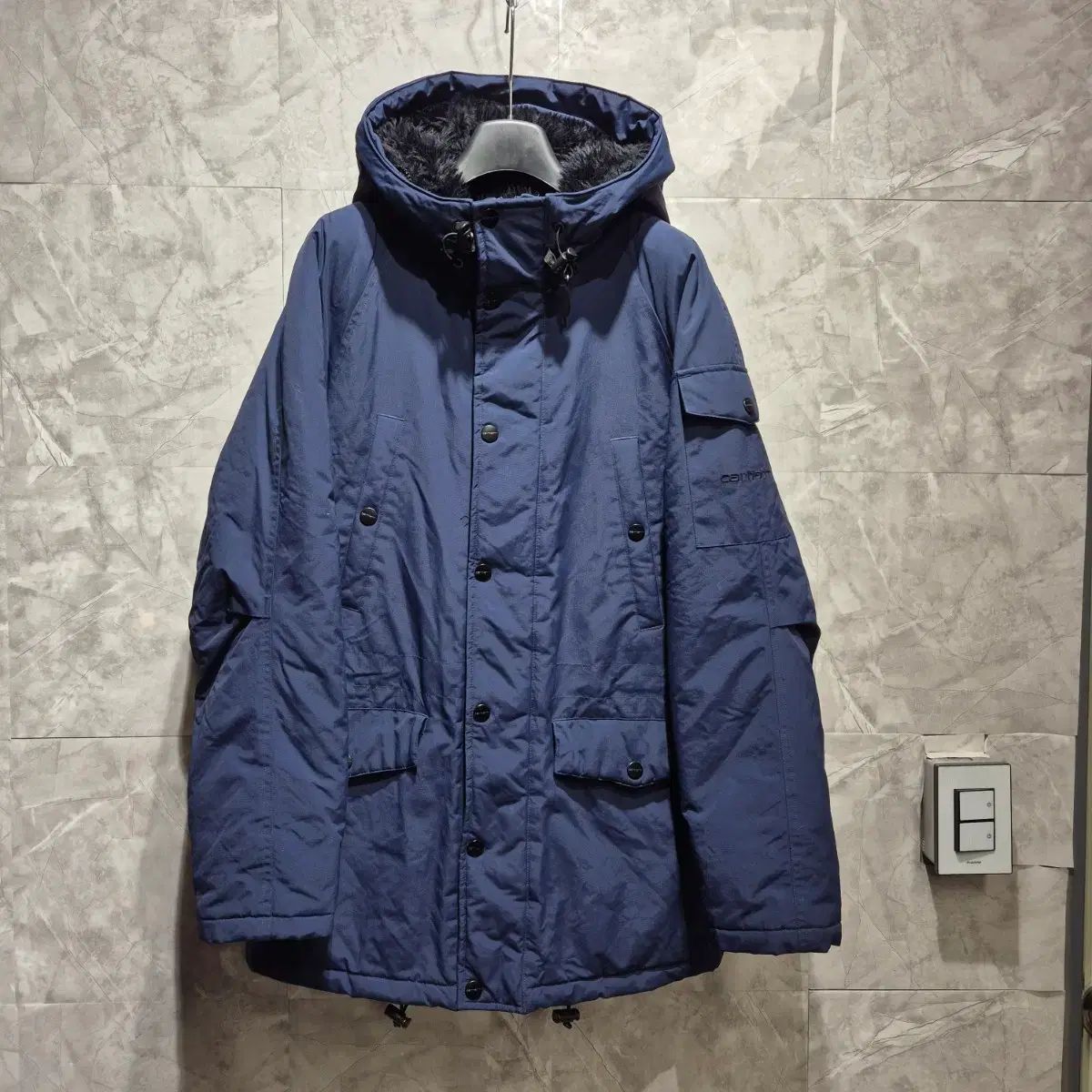 Carhartt カーハート ネイビー フード アウター - メルカリ