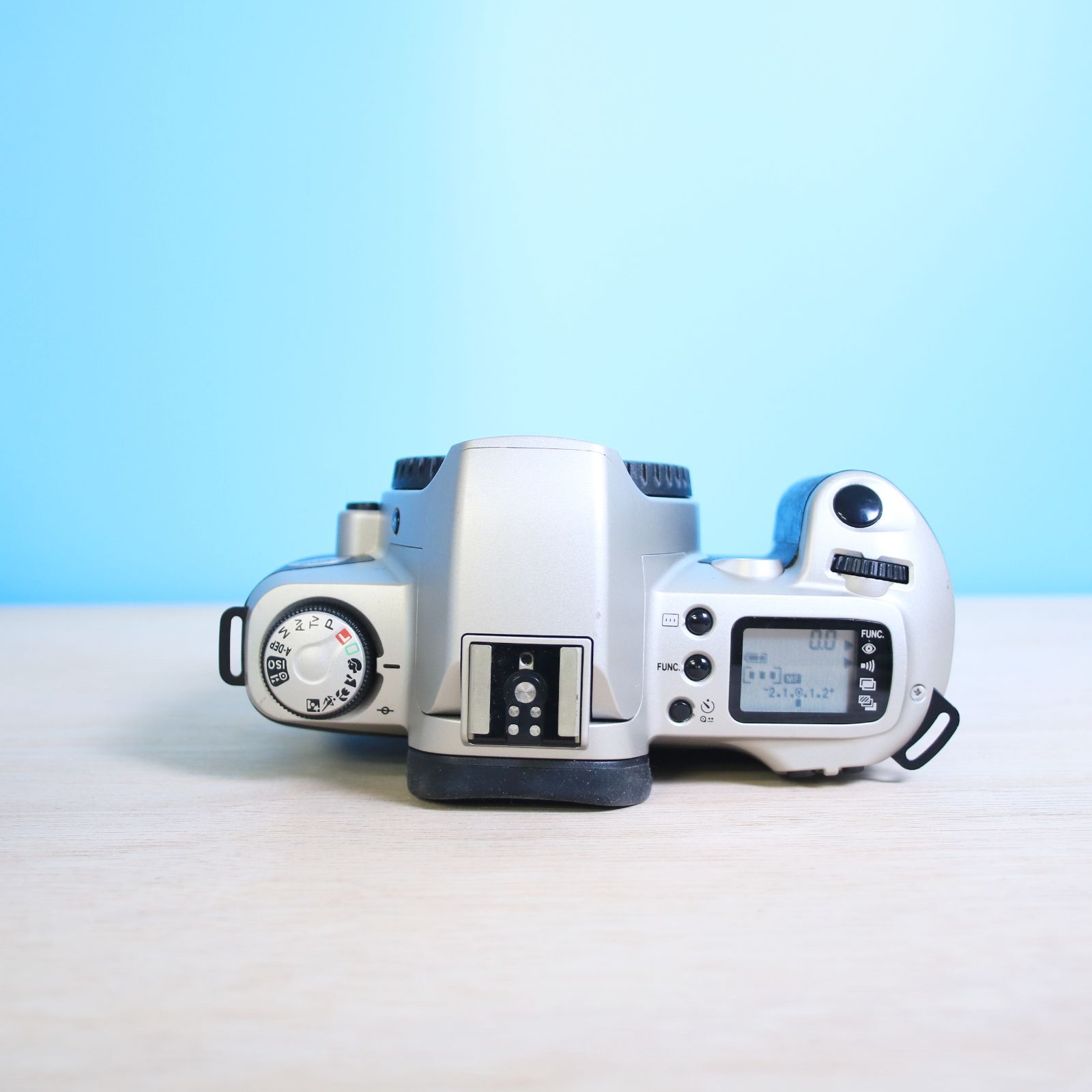 完動品❁美品 Canon EOS Kiss 初代 キャノン フィルムカメラ 一眼レフ