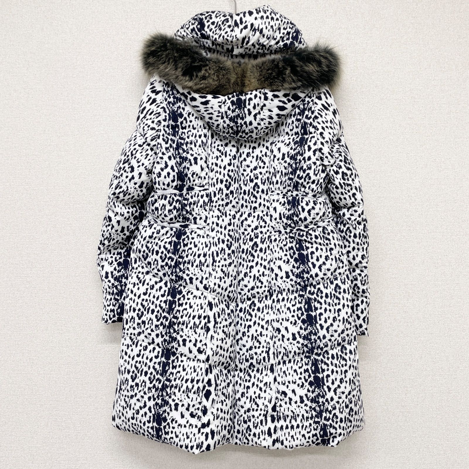 バルマン BALMAIN ダウンコート レオパード リアルファー 肉厚 未使用級 BALMAIN バルマン ダウンコート レオパード柄 フード ファー