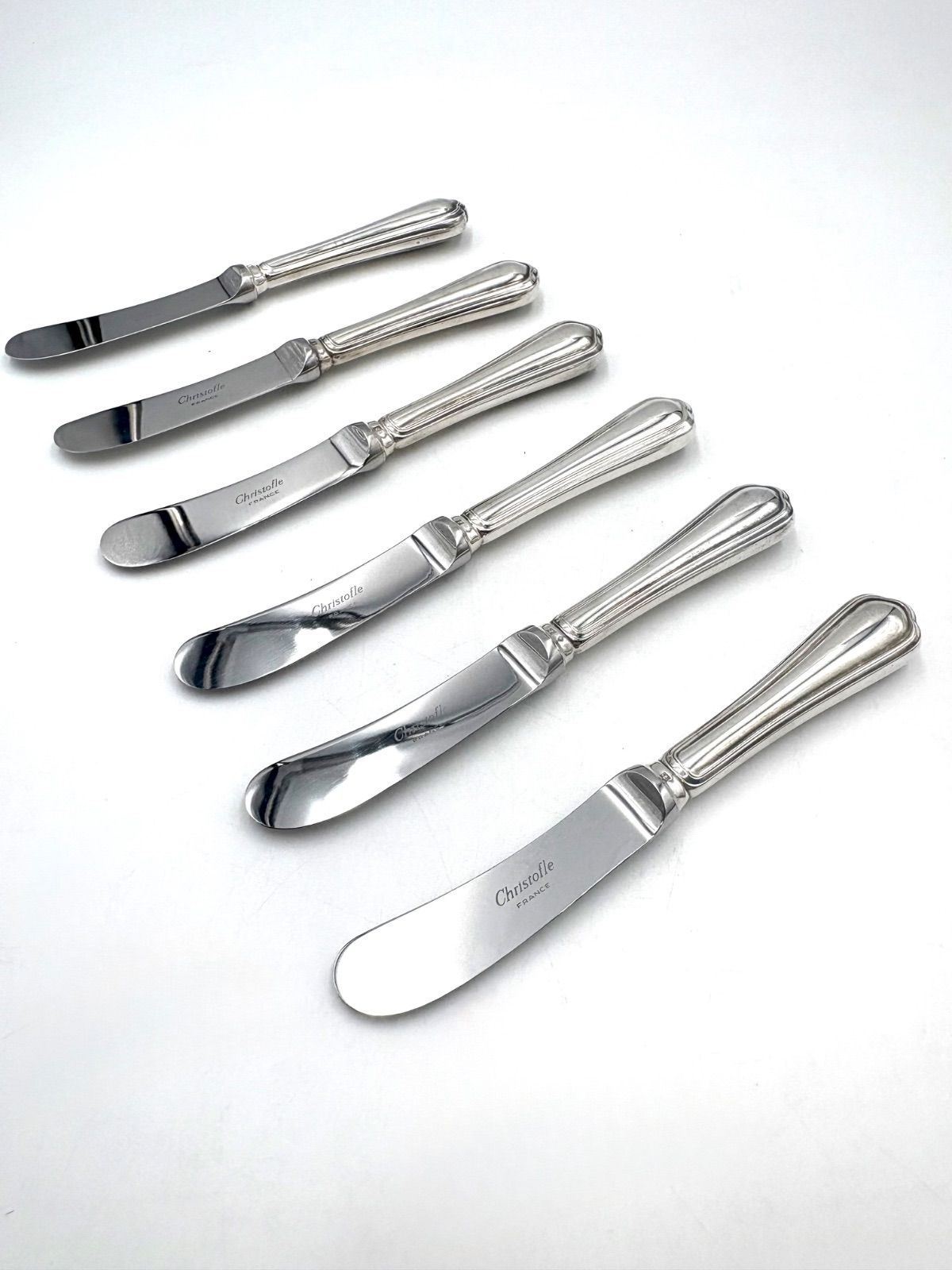 ★Christofle★ バターナイフ 4本セット シルバー 箱付き. ☆Christofle☆ バターナイフ 4本セット シルバー 箱付き.