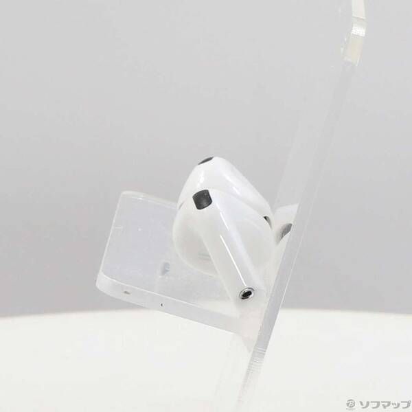 中古品〕 AirPods 4 MXP63J／A【258】 - メルカリ