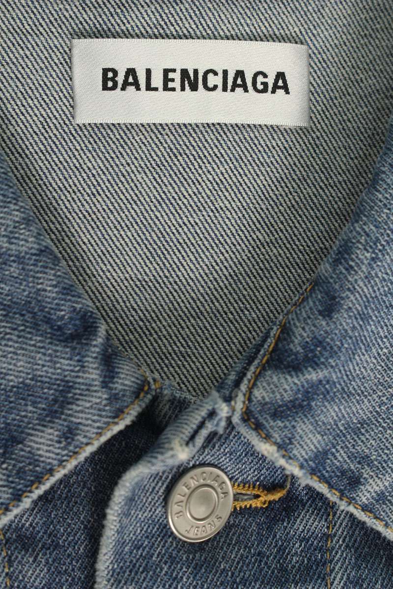 バレンシアガ サイズ:34  21SS  683379 TJW60 バックロゴストーンデニムジャケット 中古 OM10 バレンシアガ 21SS 683379 TJW60 バックロゴストーンデニムジャケット