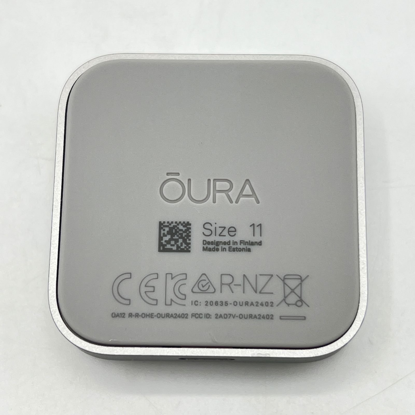 Oura Ring 4 JZ90-54220-11 ブラッシュドシルバー US 11号 スマート 
