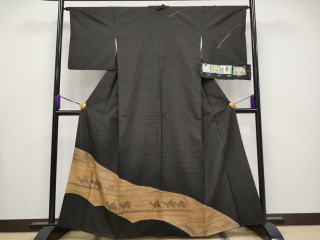 平和屋着物●極上　本場大島紬　訪問着　シルクロード　ラクダ　黒地　金彩　前田織物謹製　証紙付き　逸品　CYAA4116s6 平和屋着物○極上 本場大島紬 訪問着 シルクロード ラクダ 黒地 金彩