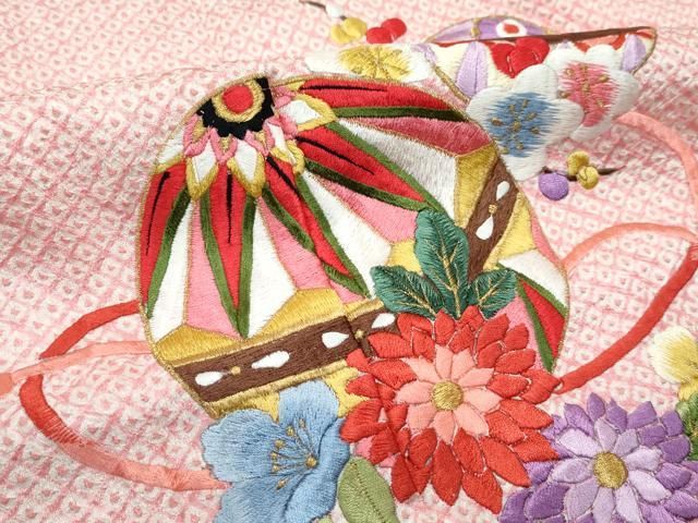 508ag22□七五三 七歳 女児 着物&袋帯&長襦袢 総絞風 毬 花□良好 508ag22□七五三 七歳 女児 着物&袋帯&長襦袢 総絞風 毬 花□良好