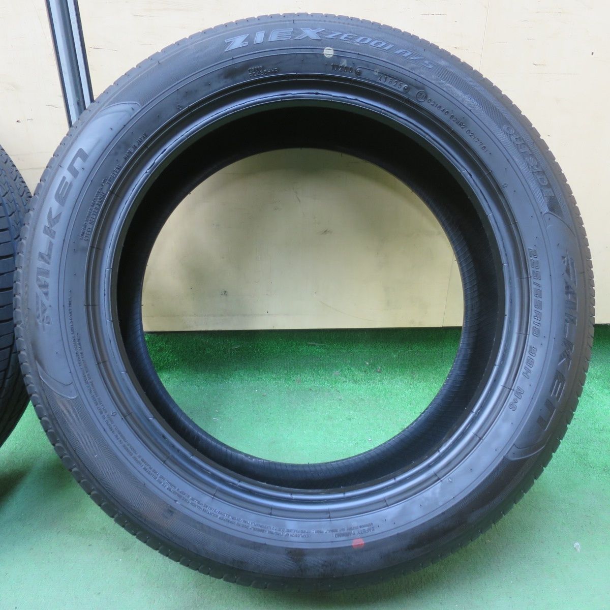 新車外し！25年☆225/55R18 ファルケン ZIEX ZE001 A/S タイヤ 18 