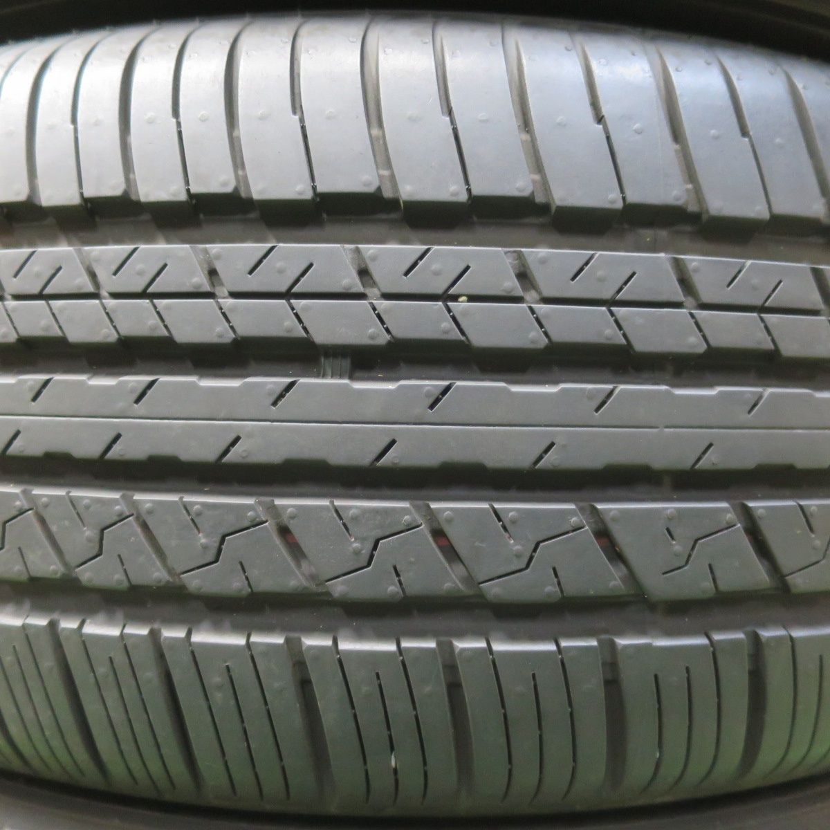 新車外し！25年☆225/55R18 ファルケン ZIEX ZE001 A/S タイヤ 18 