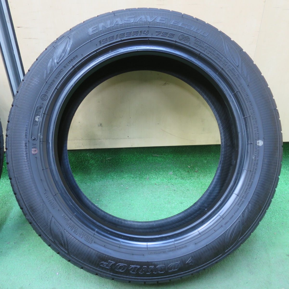 バリ溝！25年！9.5分以上☆155/65R14 ダンロップ エナセーブ EC300 