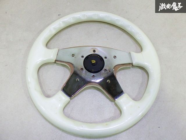 ストア出品】 ジャニス 汎用 ウッドステアリング ハンドル 白パール系