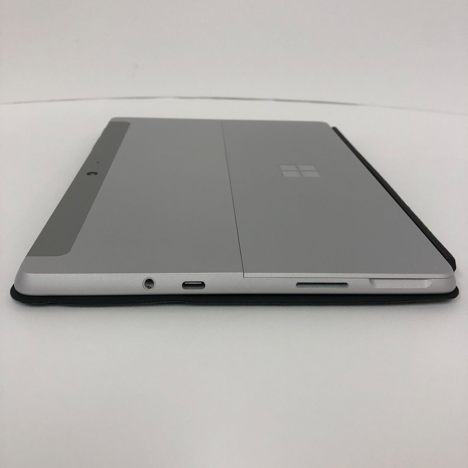 Surface Go／1824モデル／Windows11Pro／Pentium4415Y／8GB／SSD128GB