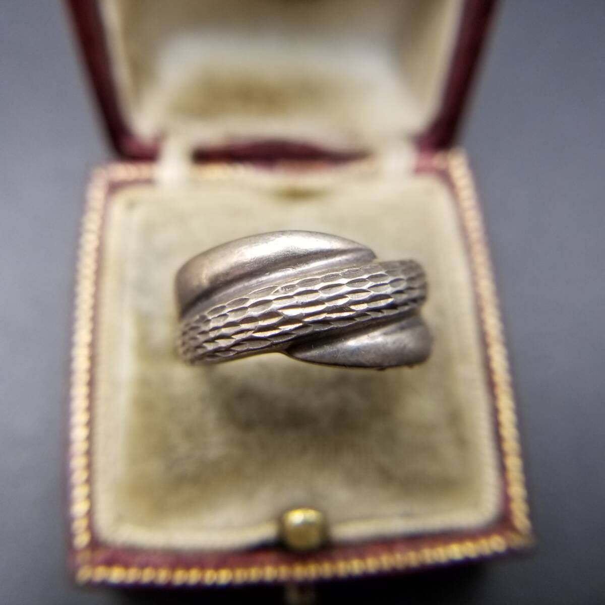 BEVERLY HILLS Silver 斜め クロス デザイン 上品 シンプル 925 