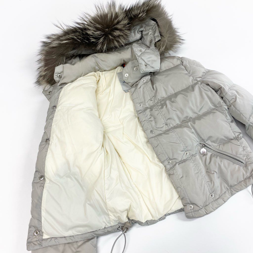 33l24 MONCLER モンクレール シルバーフォックスファー ショートダウン