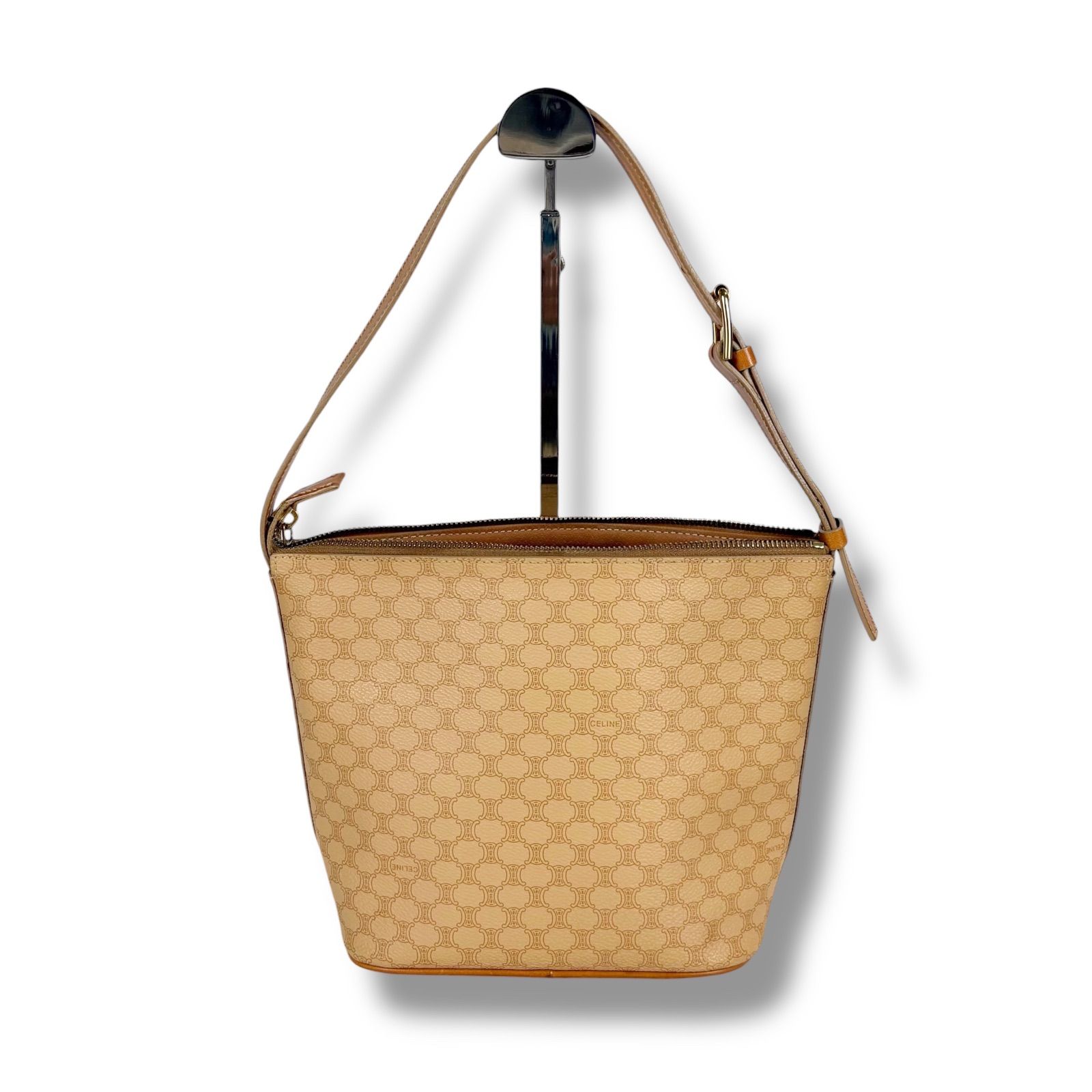 極美品　CELINEアクセサリーポーチ　ハンドバッグ　マカダム柄　ゴールド金具 セリーヌ CELINE ワンショルダーバッグ アクセサリーポーチ マカダム柄